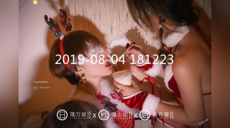 【新速片遞】  生完孩子的吊钟大奶子哺乳期少妇，全程露脸好久没被草逼逼饥渴难耐，镜头前挤奶水，自慰逼逼淫水多多好刺激