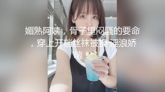 【新片速遞】 漂亮萝莉美眉 身材不错 大奶子 无毛鲍鱼粉嫩 被大鸡逼无套输出 内射