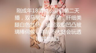 浙江网红人妻XXZZ小魔王生活私拍,3P、露出、SM调教、换妻Play全记录 (8)