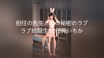 【新片速遞】  情趣黑丝熟女阿姨 啊啊好多水 舒服吗 先聊聊天跳跳舞培养一下感情 稀毛肥鲍鱼被小伙操喷水 上位霍霍就缴械功夫不错 