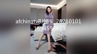  绿帽老公带着漂亮老婆参加淫乱的3P派对完美露脸